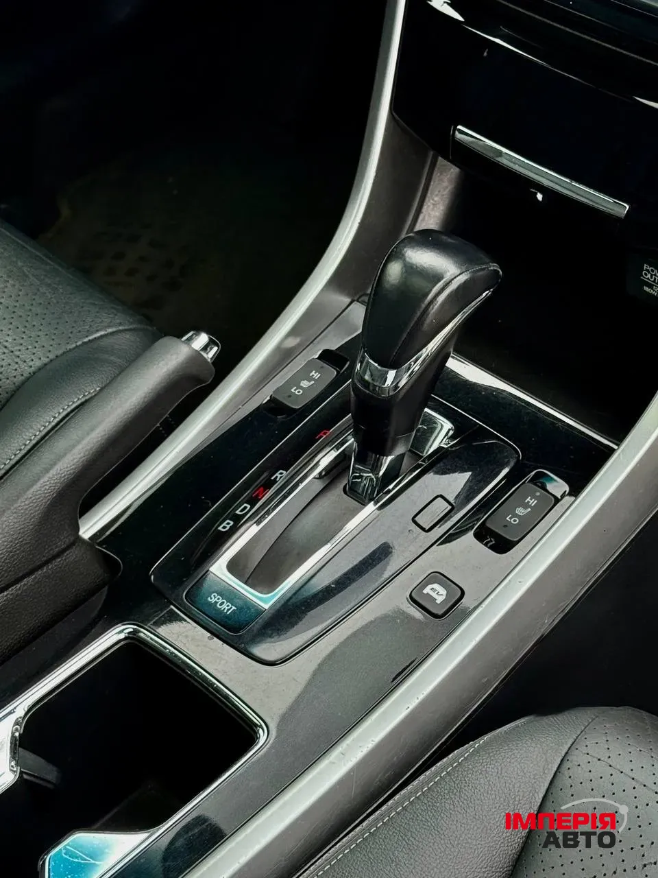 Honda Accord - фото 10