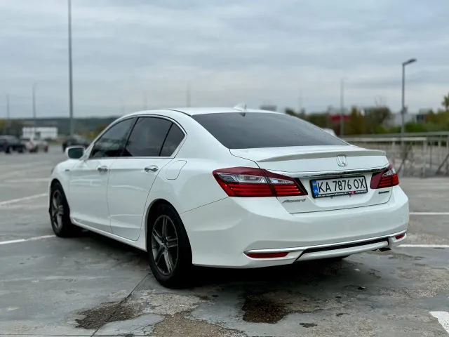 Honda Accord - фото 4