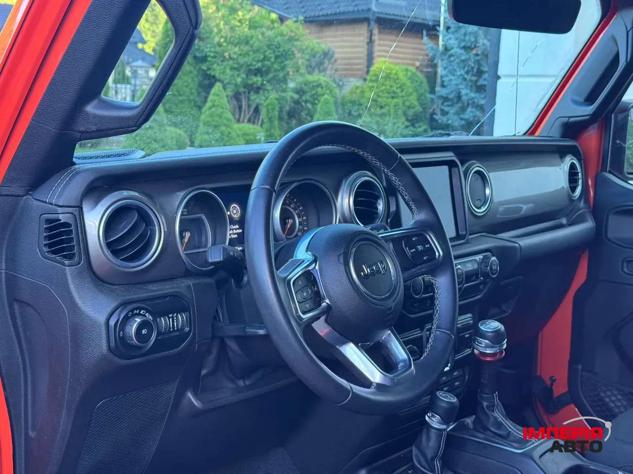 Jeep Wrangler - фото 6