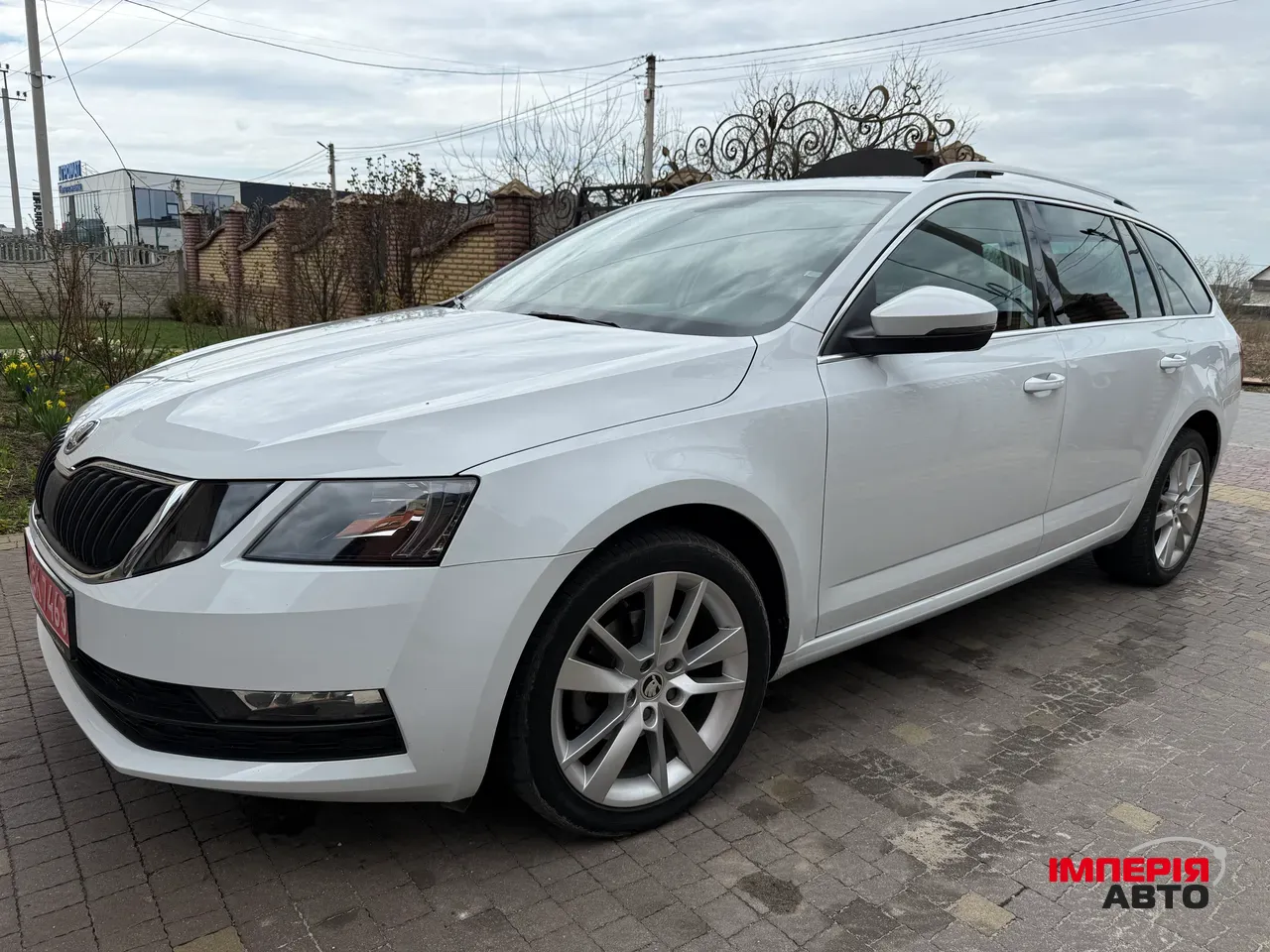 Skoda Octavia - фото 2
