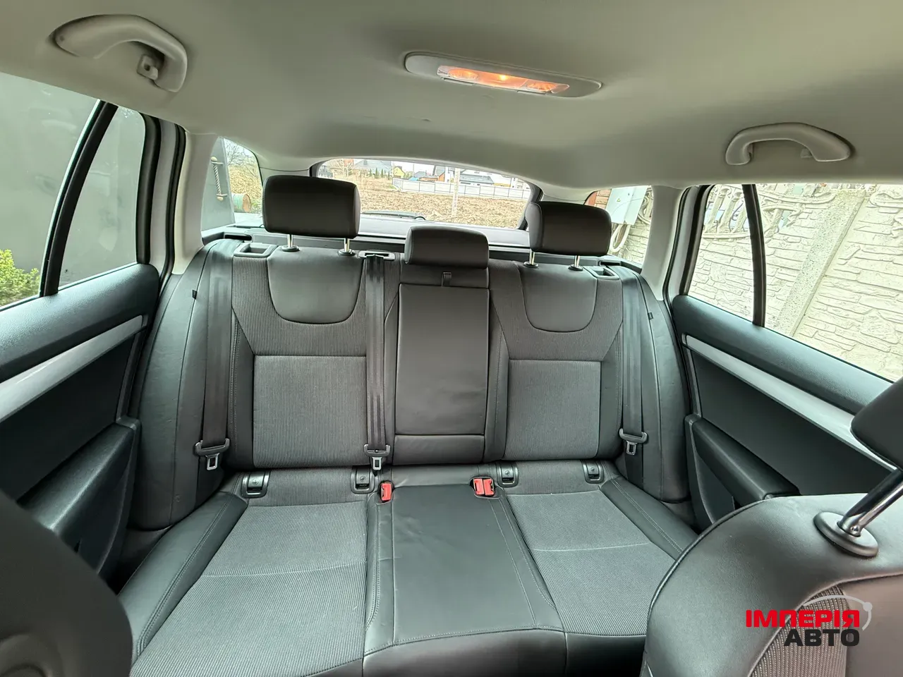 Skoda Octavia - фото 8