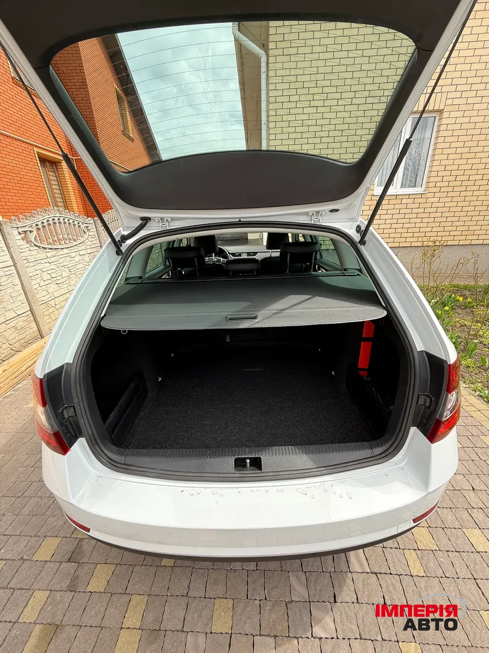 Skoda Octavia - фото 12