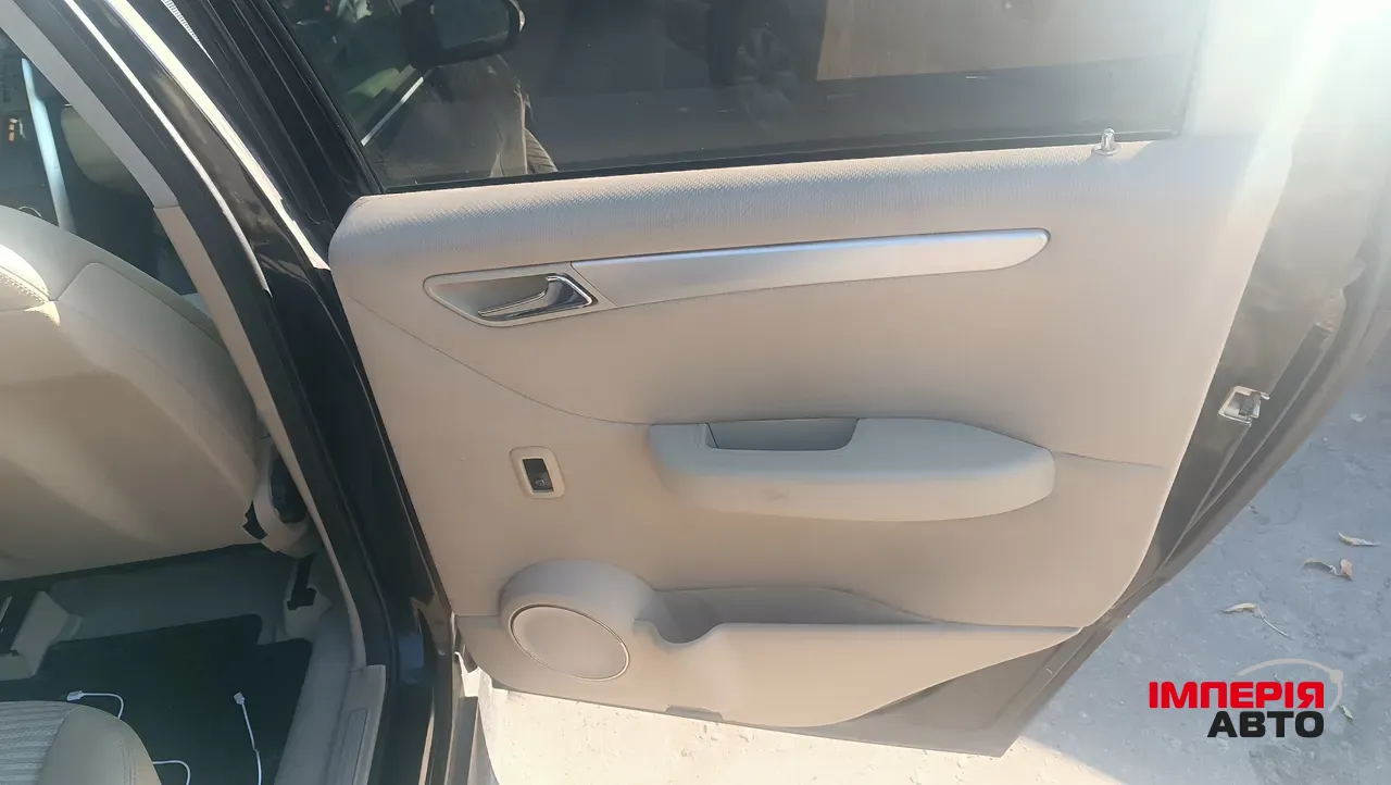 Mercedes-Benz B-Класс - фото 7