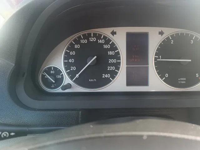 Mercedes-Benz B-Класс - фото 2