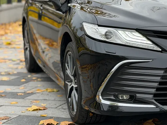 Toyota Camry - фото 5