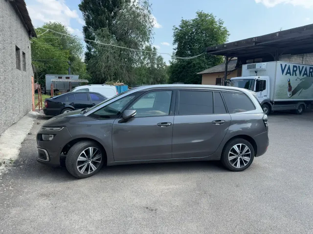 Citroen C4 Picasso - фото 5
