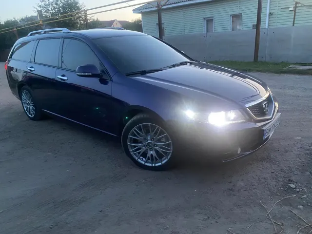 Honda Accord - фото 1