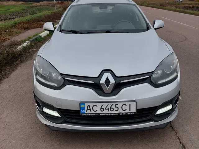 Renault Megane - фото 3