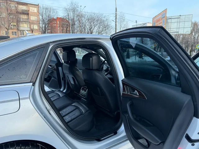 Audi A6 - фото 3