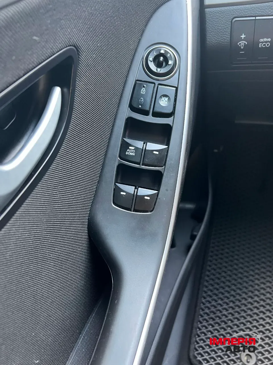 Hyundai Elantra - фото 9