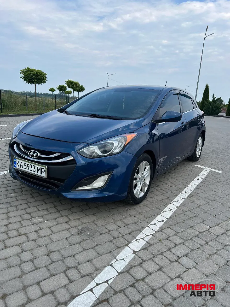 Hyundai Elantra - фото 2