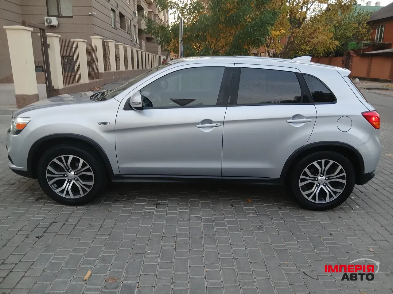 Mitsubishi Outlander Sport - фото 3