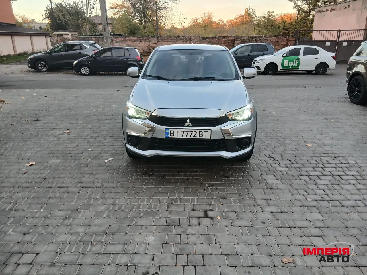 Mitsubishi Outlander Sport - фото 2