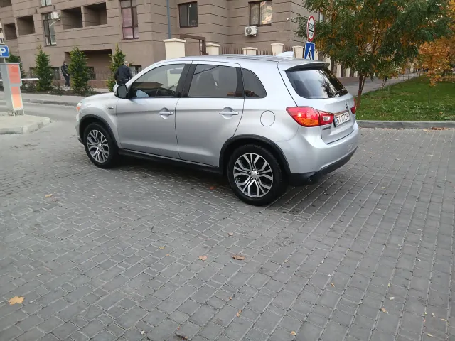 Mitsubishi Outlander Sport - фото 4