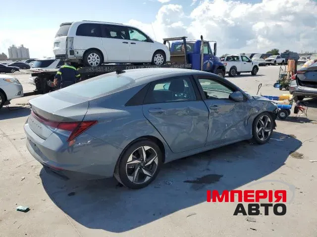 Hyundai Elantra - фото 4