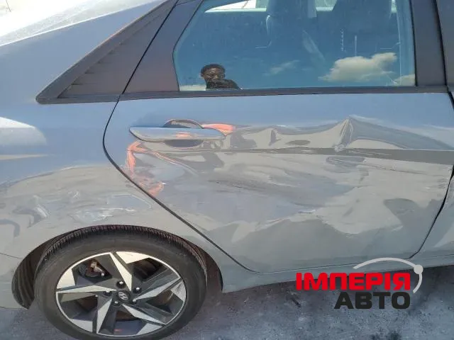 Hyundai Elantra - фото 6