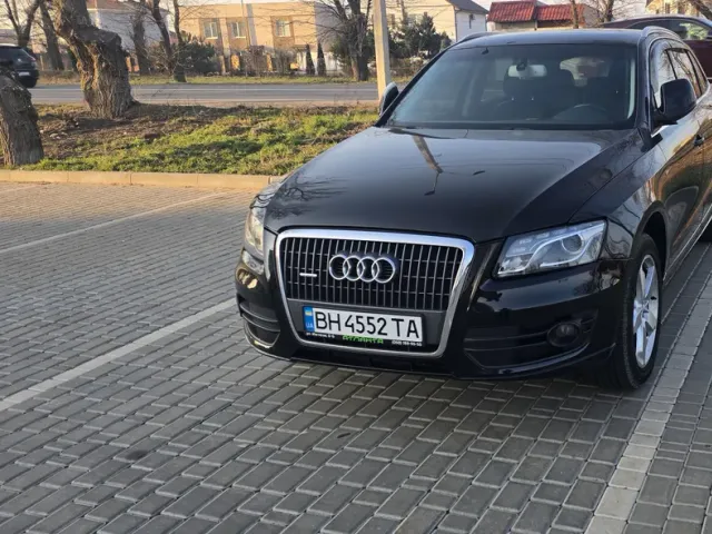Audi Q5 - фото 1