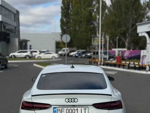 Audi A5 - фото 5