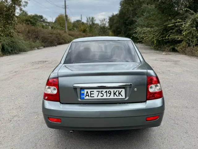 Lada (ВАЗ) Priora - фото 2