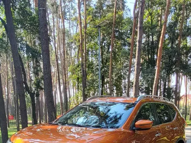 Nissan Rogue - фото 1