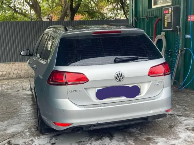 Volkswagen Golf - фото 2