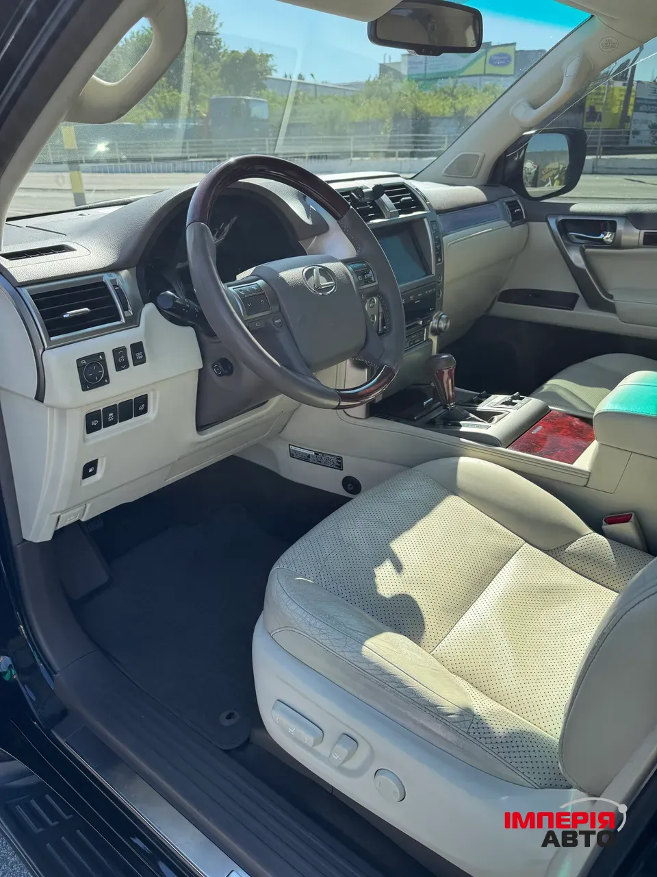 Lexus GX - фото 30