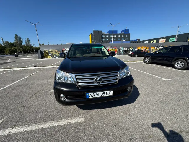 Lexus GX - фото 1