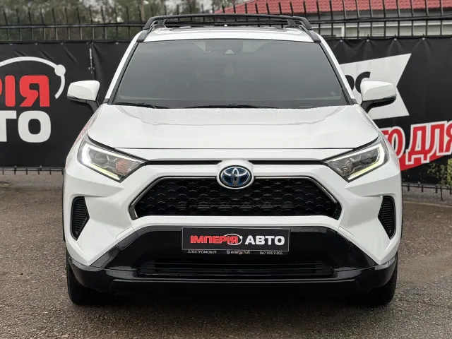 Toyota RAV4 - фото 2