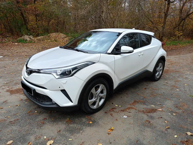 Toyota C-HR - фото 1