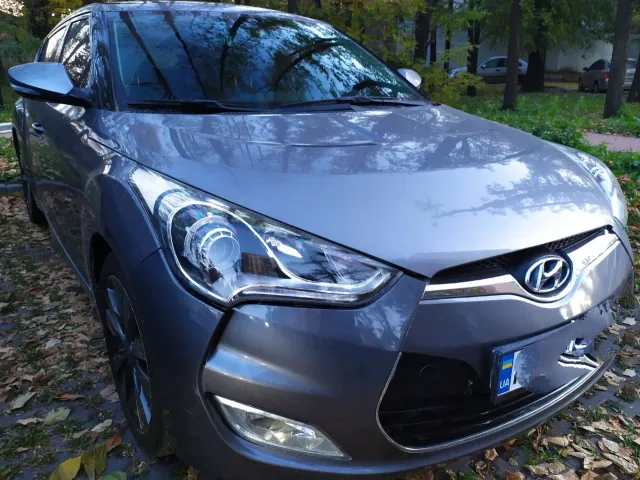 Hyundai Veloster - фото 1