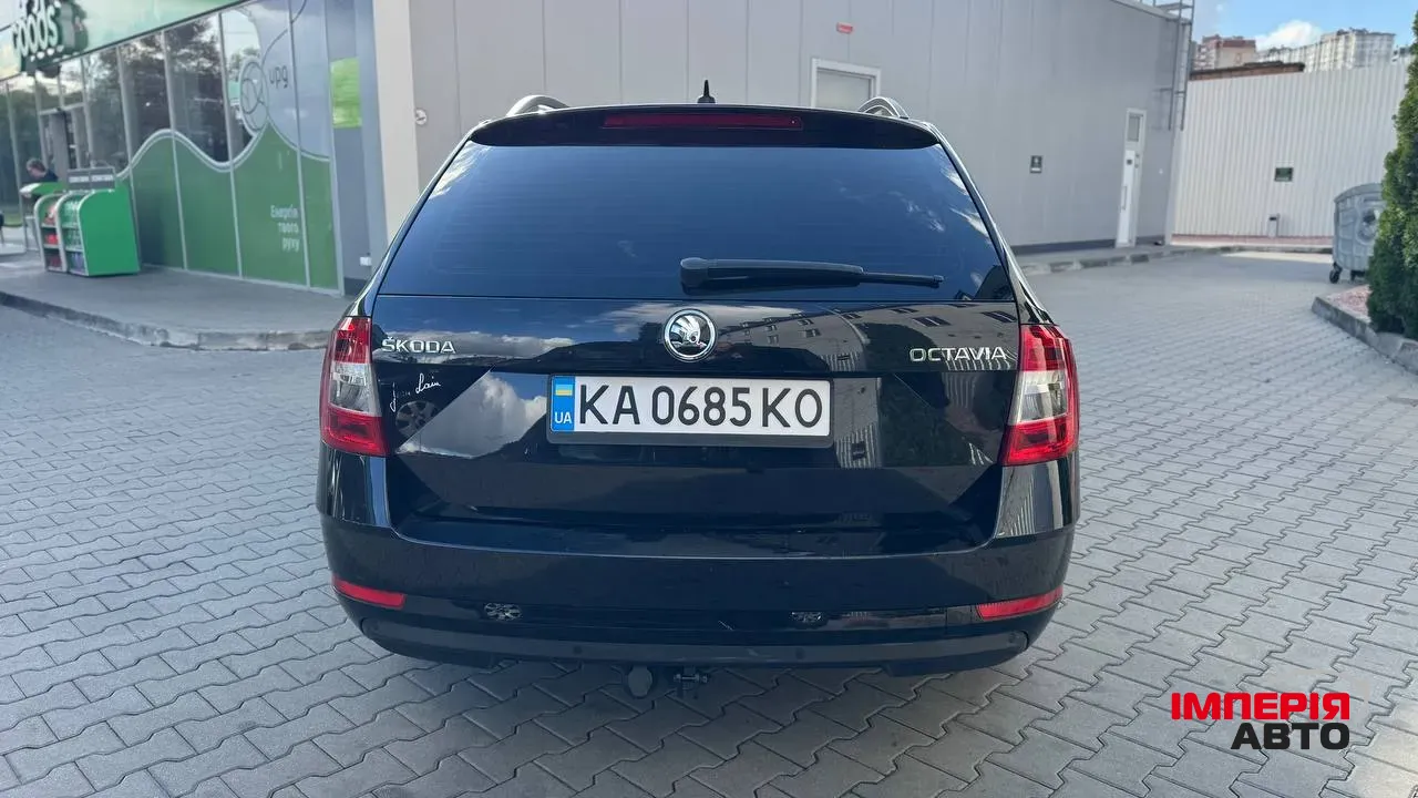 Skoda Octavia - фото 9