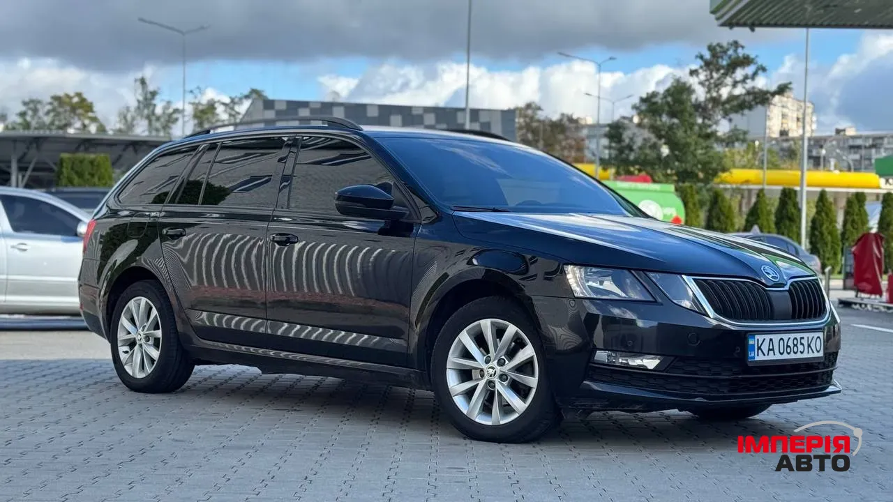 Skoda Octavia - фото 2