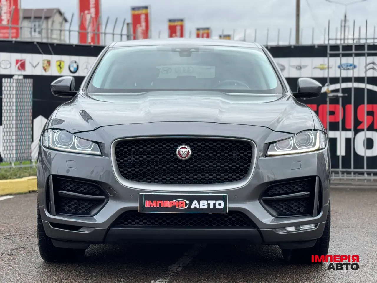 Jaguar F-Pace - фото 3