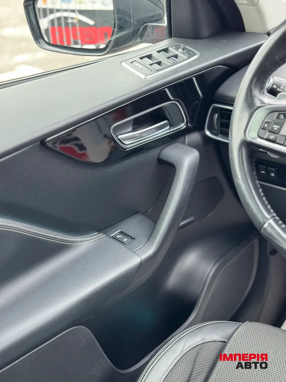 Jaguar F-Pace - фото 13