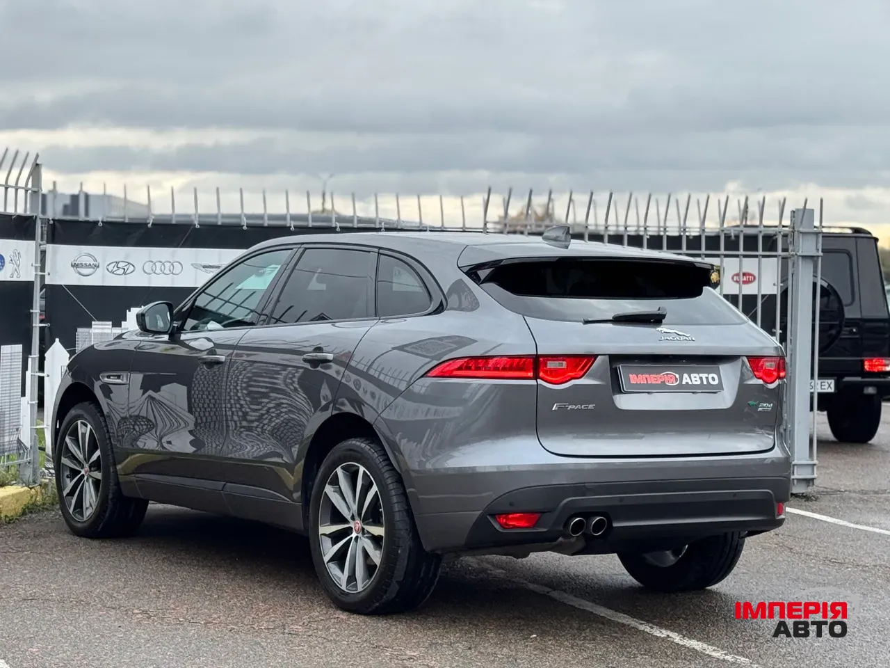 Jaguar F-Pace - фото 6