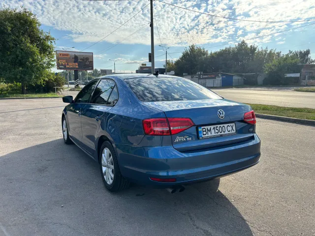 Volkswagen Jetta - фото 3