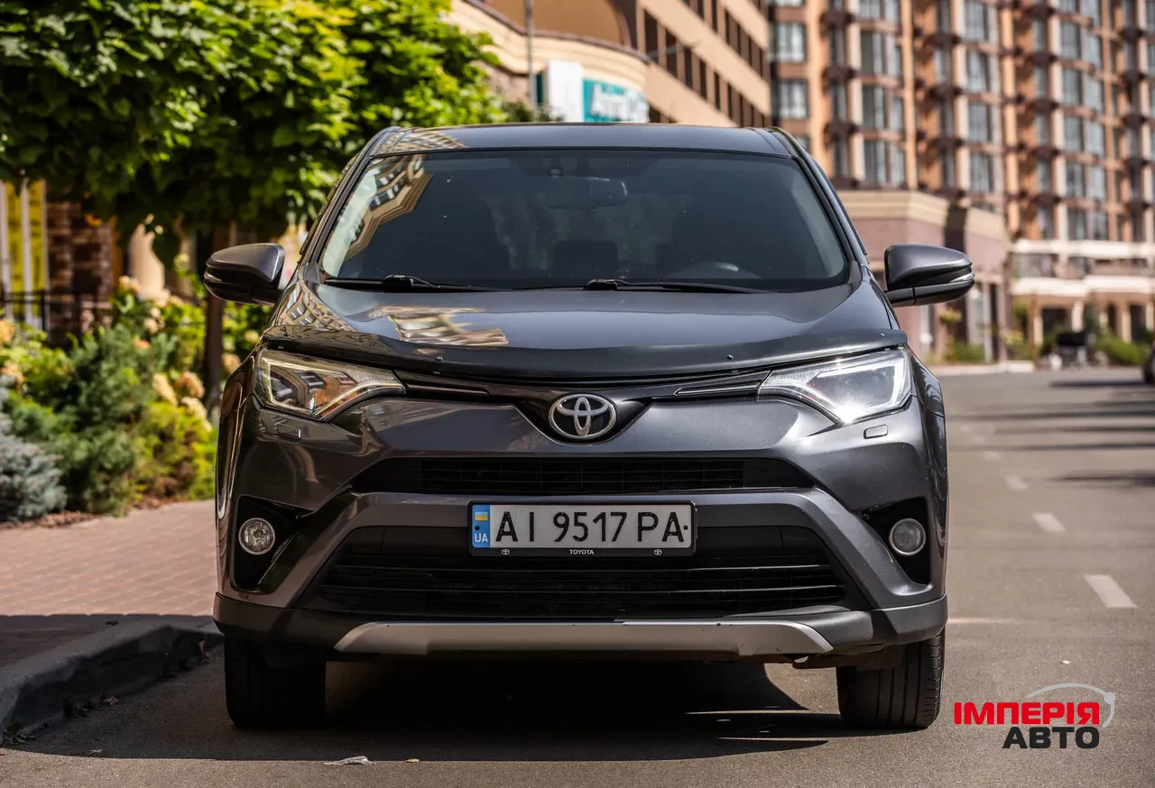Toyota RAV4 - фото 25