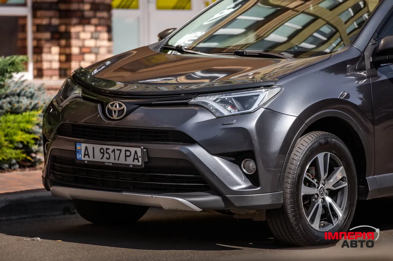 Toyota RAV4 - фото 23