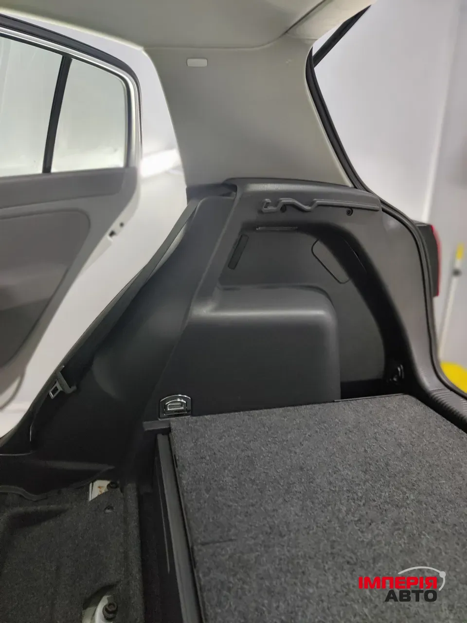 Volkswagen Golf Plus - фото 17