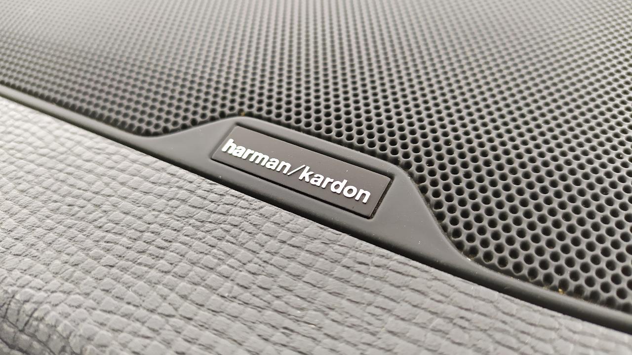 Volvo XC60 - фото 12