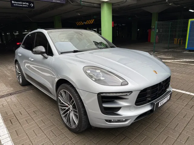 Porsche Macan - фото 1