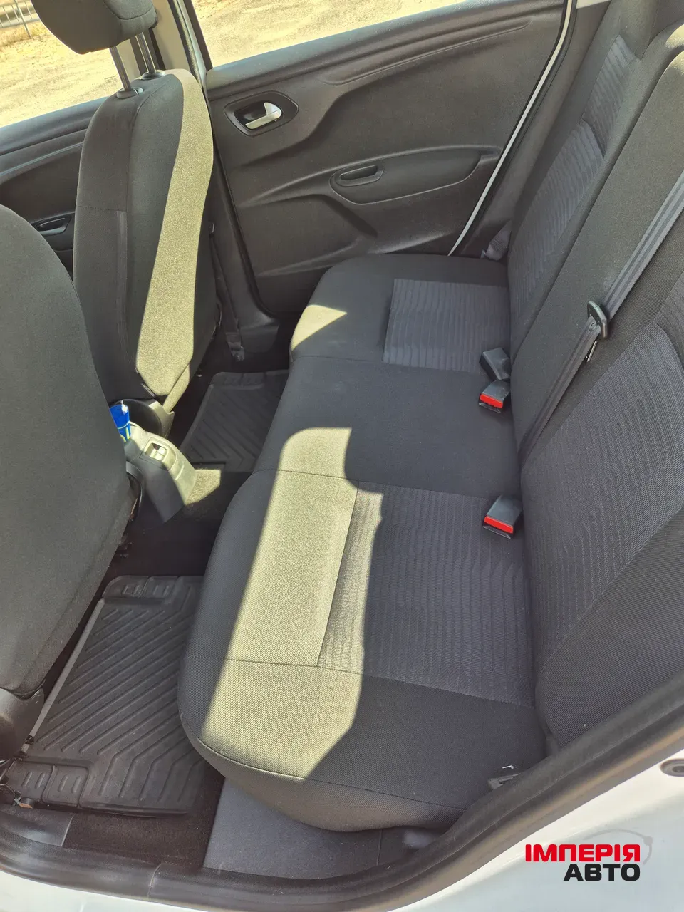 Peugeot 301 - фото 16