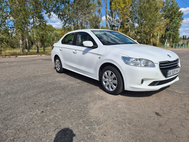 Peugeot 301 - фото 4