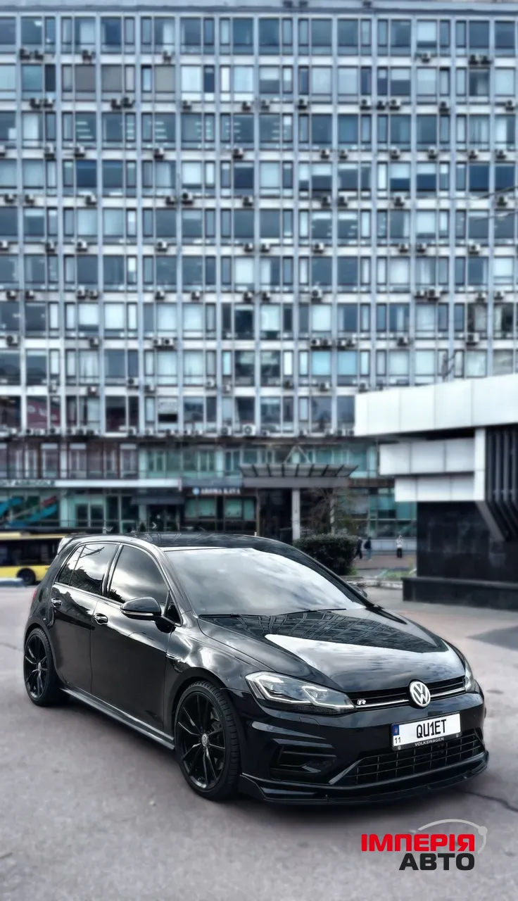 Volkswagen Golf R - фото 1