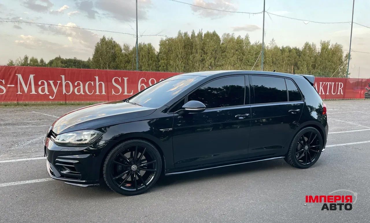 Volkswagen Golf R - фото 14