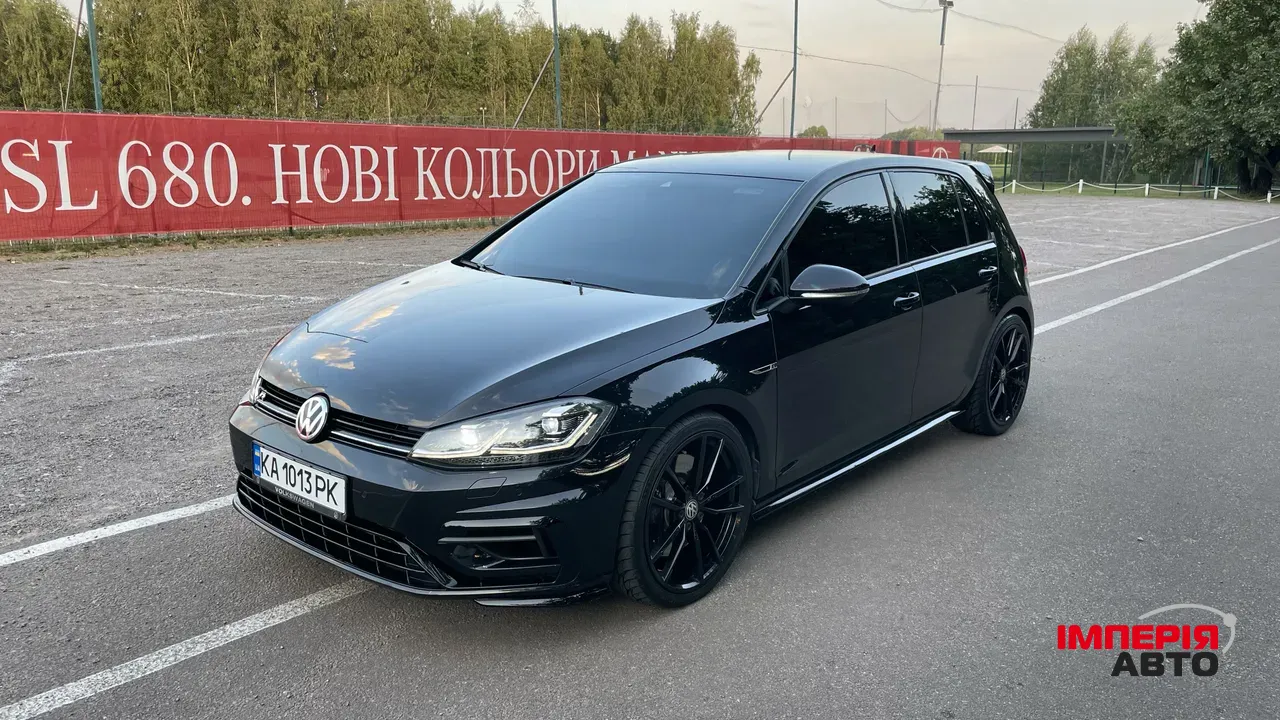 Volkswagen Golf R - фото 20