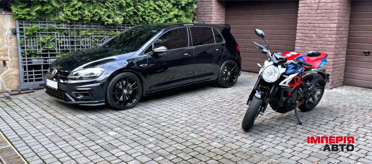 Volkswagen Golf R - фото 22