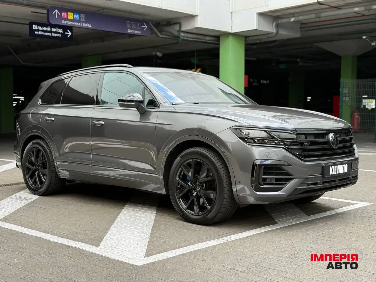 Volkswagen Touareg - фото 10