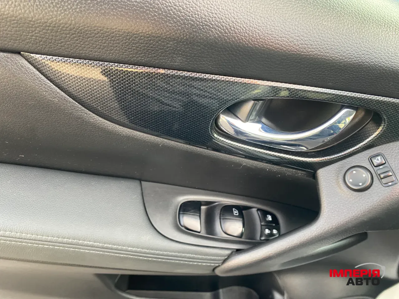 Nissan X-Trail - фото 12