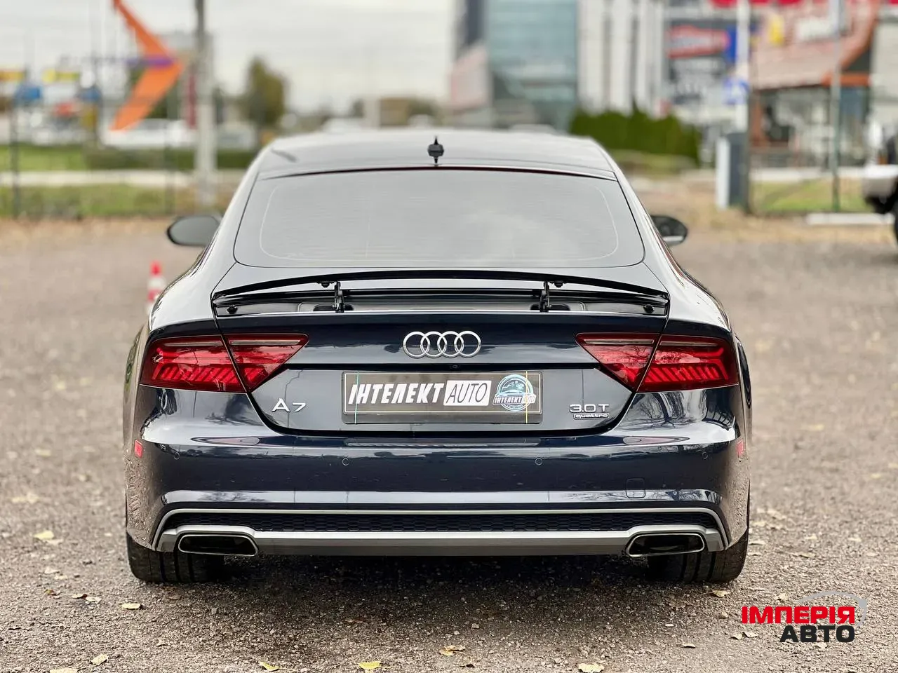 Audi A7 - фото 5
